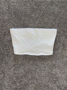 Size S- 96% Cotton Womens White Divided Strapless Crop Top